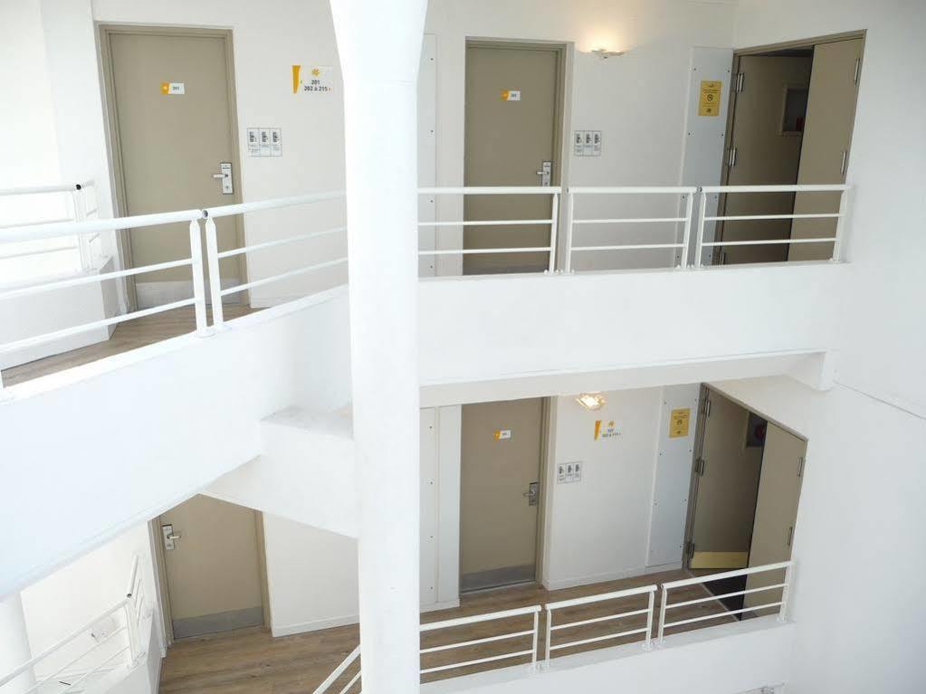Hotel F1 Maurepas Maurepas  Eksteriør billede